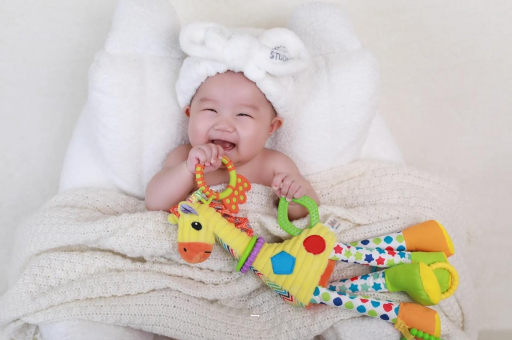 冷水江宝宝为什么会吐奶 冷水江宝宝为什么会吐奶